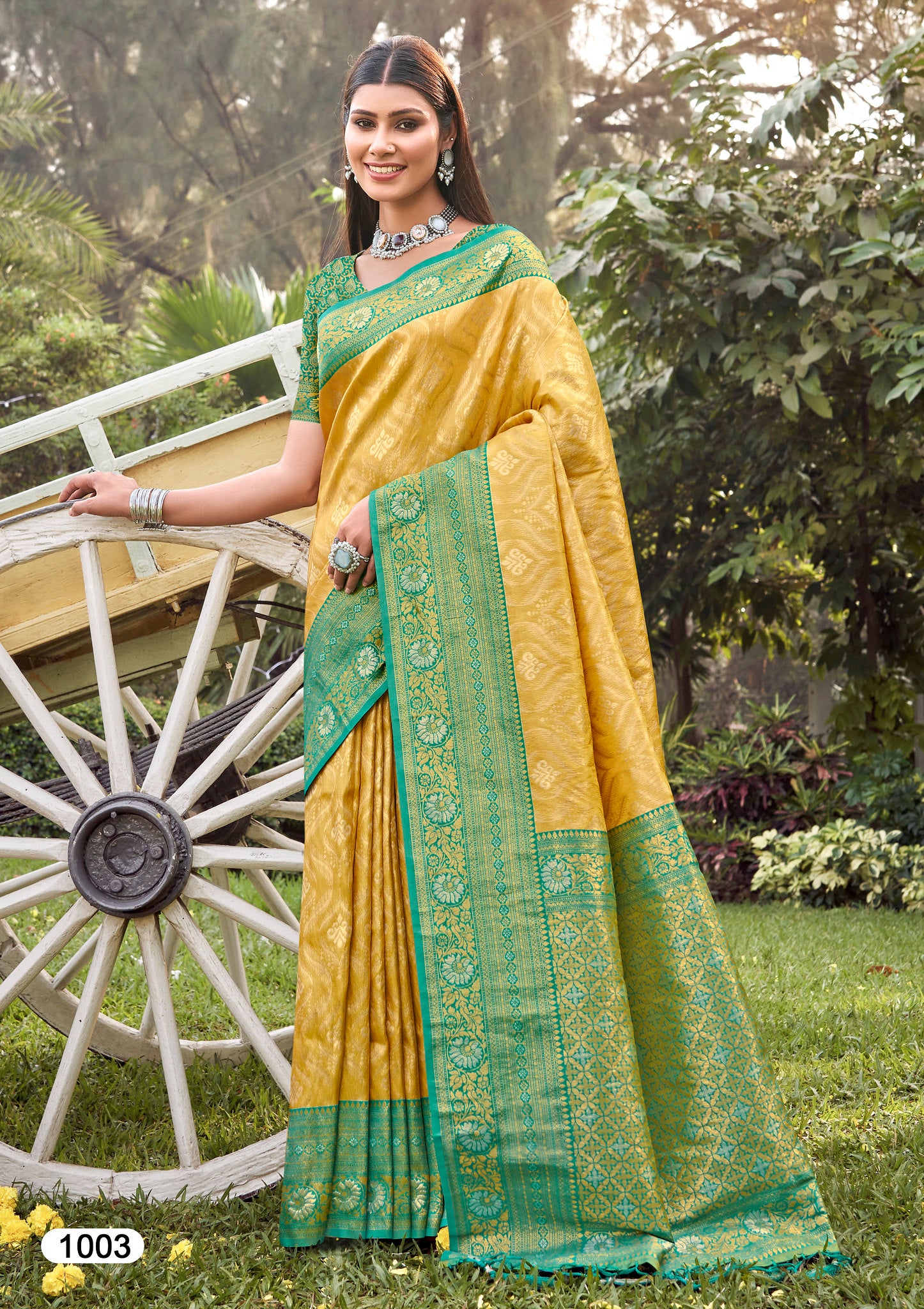 Buy Mustard Kanjivaram Sarees online in USA, CANADA, Australia from kotasilk.com