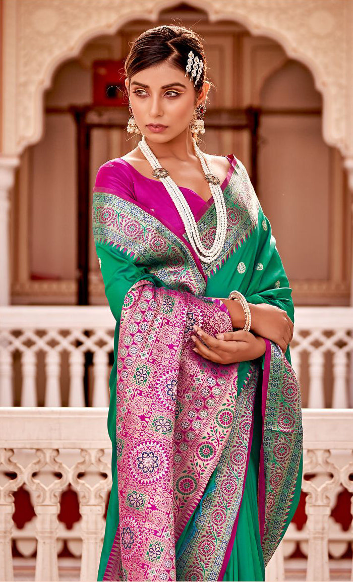 Elegant Emerald: Green Soft Silk Saree for Weddings and Parties