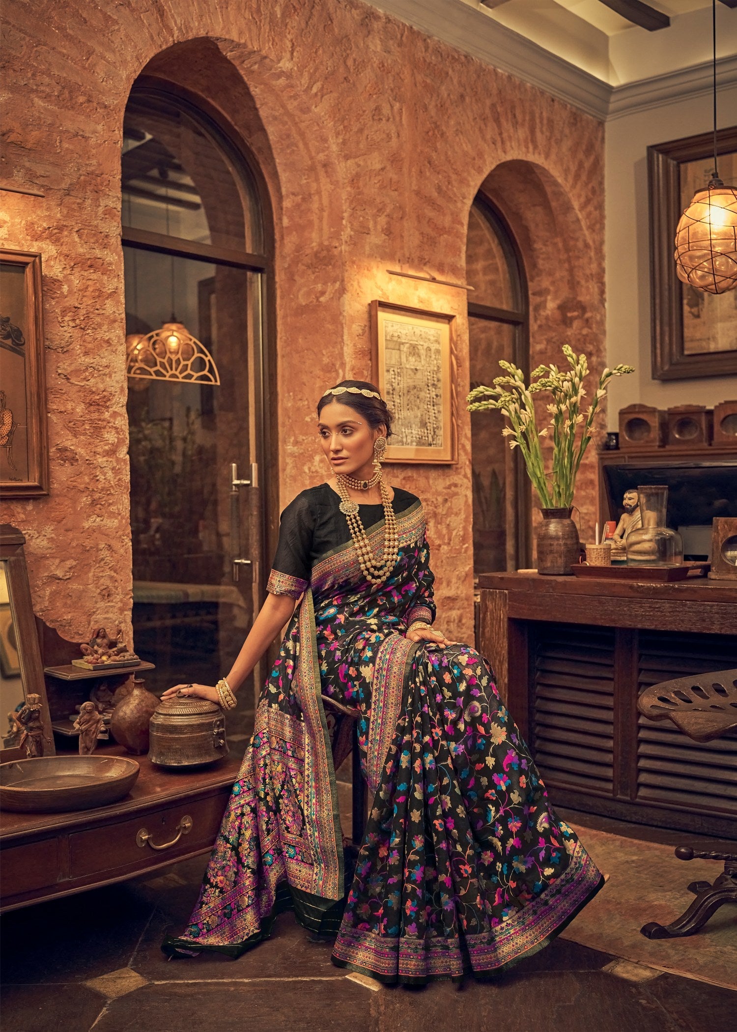 Black Kashmiri Modal Weave Saree: Elegant Party & Wedding Wear Attire