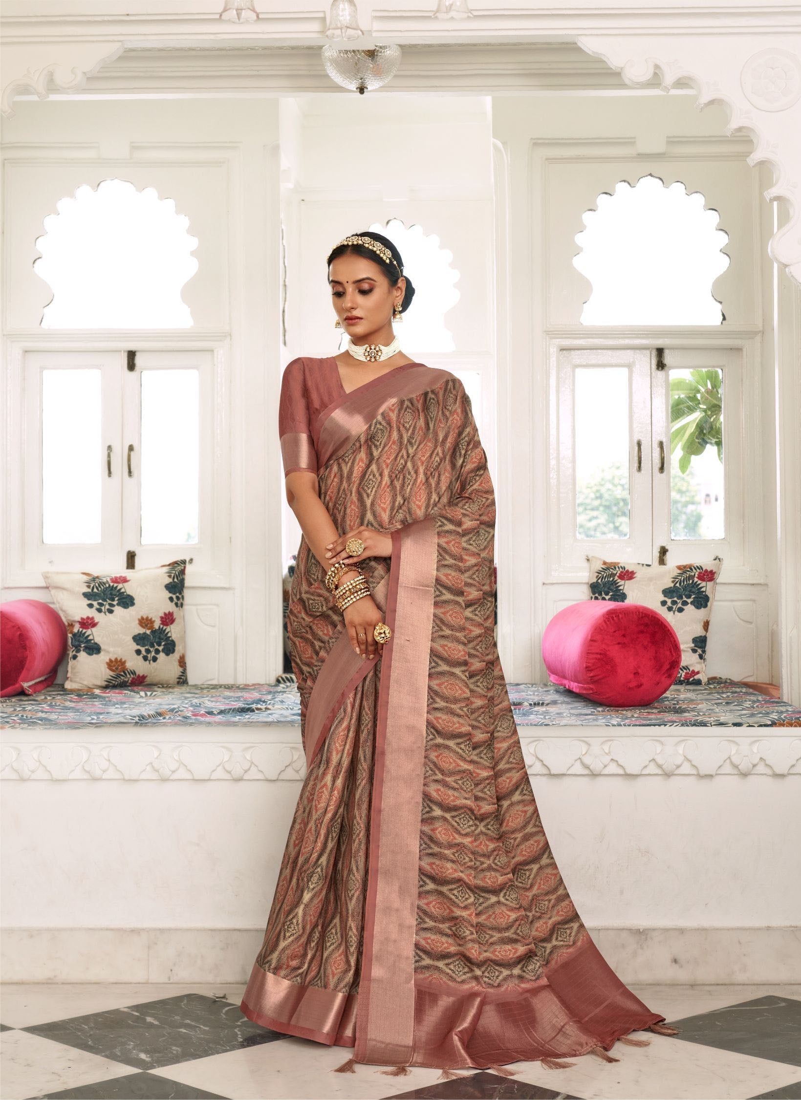 Elegant Peach Soft Silk Saree: Perfect for Weddings and Parties