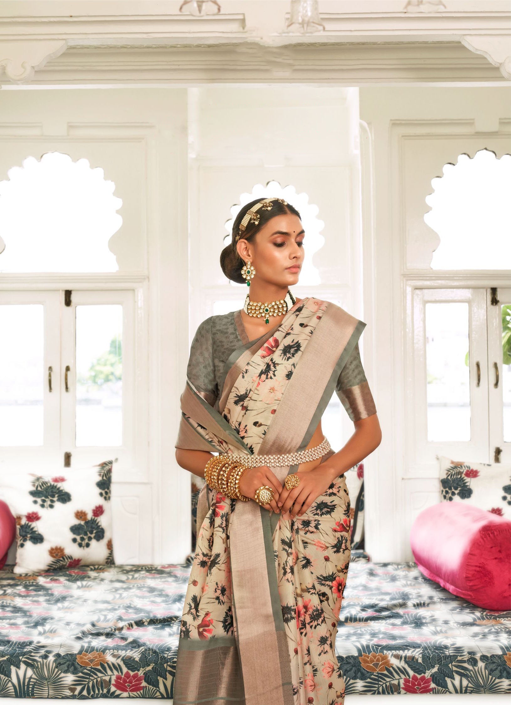 Elegant Brown Soft Silk Saree: Perfect for Weddings and Parties