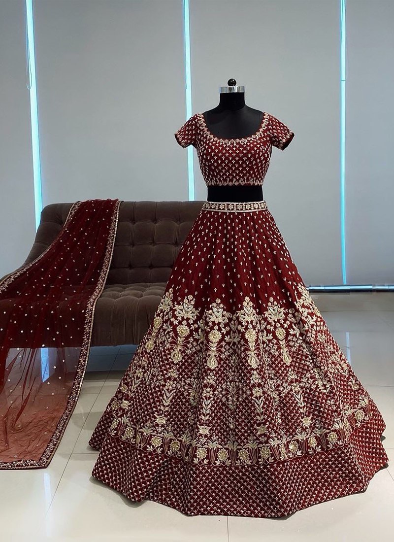 Elegance Redefined: Exquisite Red Lehenga Choli with Intricate 3mm Sequin and Heavy Dori Embellishments