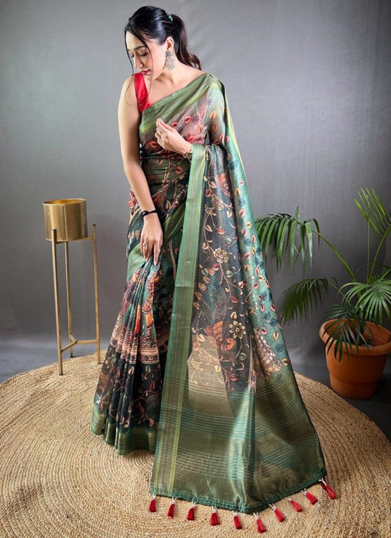 Elegant Pista Green Soft Silk Saree: Perfect for Weddings and Parties