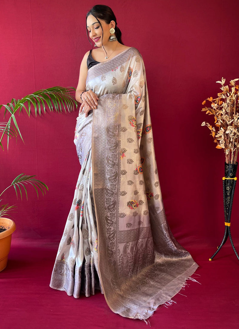 Elegant Cream Soft Silk Saree: Perfect for Weddings and Parties