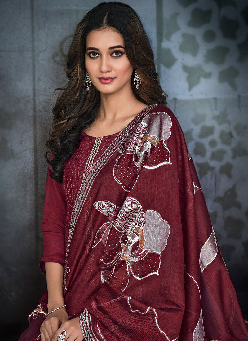 Elegant Purple Chinnon Chiffon Salwar Suit with Exquisite Embroidery Work