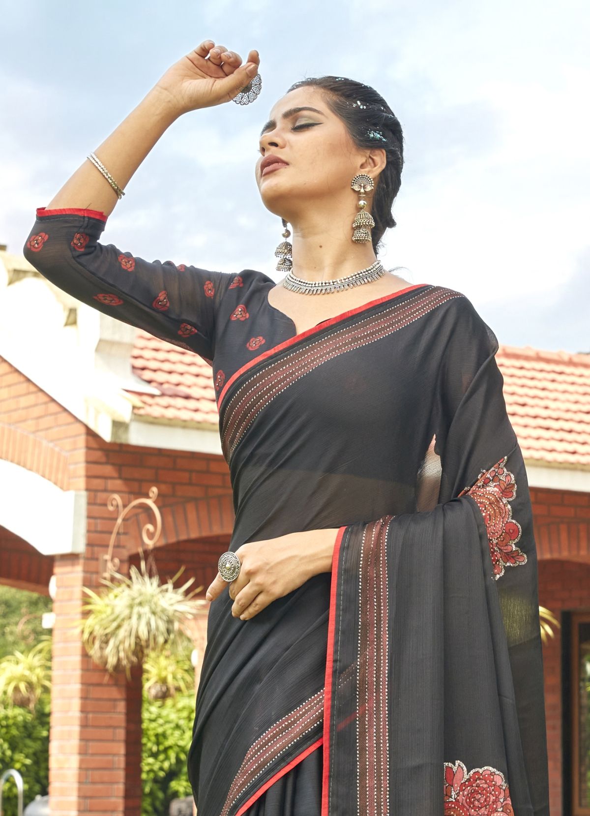 Elegance in Ebony: Luxurious Black Soft Silk Saree for Weddings and Parties