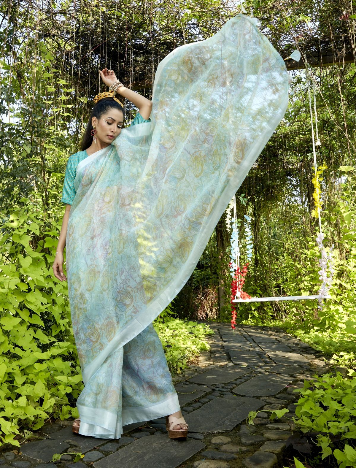 Elegant Blue Soft Silk Saree for Weddings and Parties