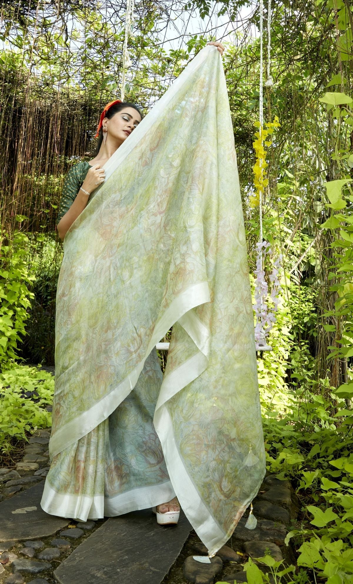 Enchanting Emerald: Green Soft Silk Saree for Weddings and Parties