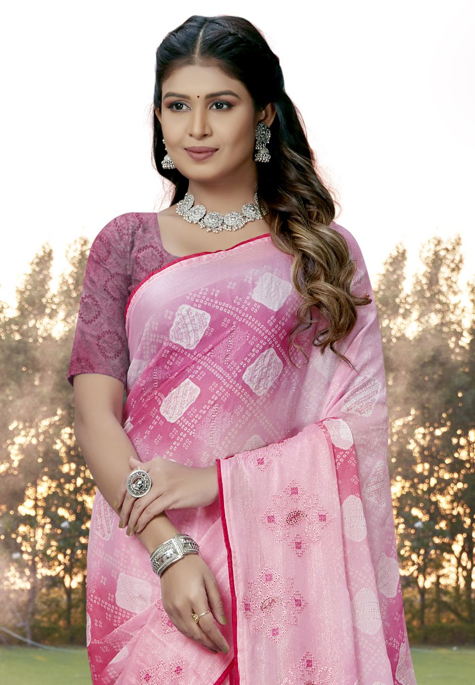 Enchanting Pink Chiffon Art Silk Saree: Perfect Party & Wedding Wear