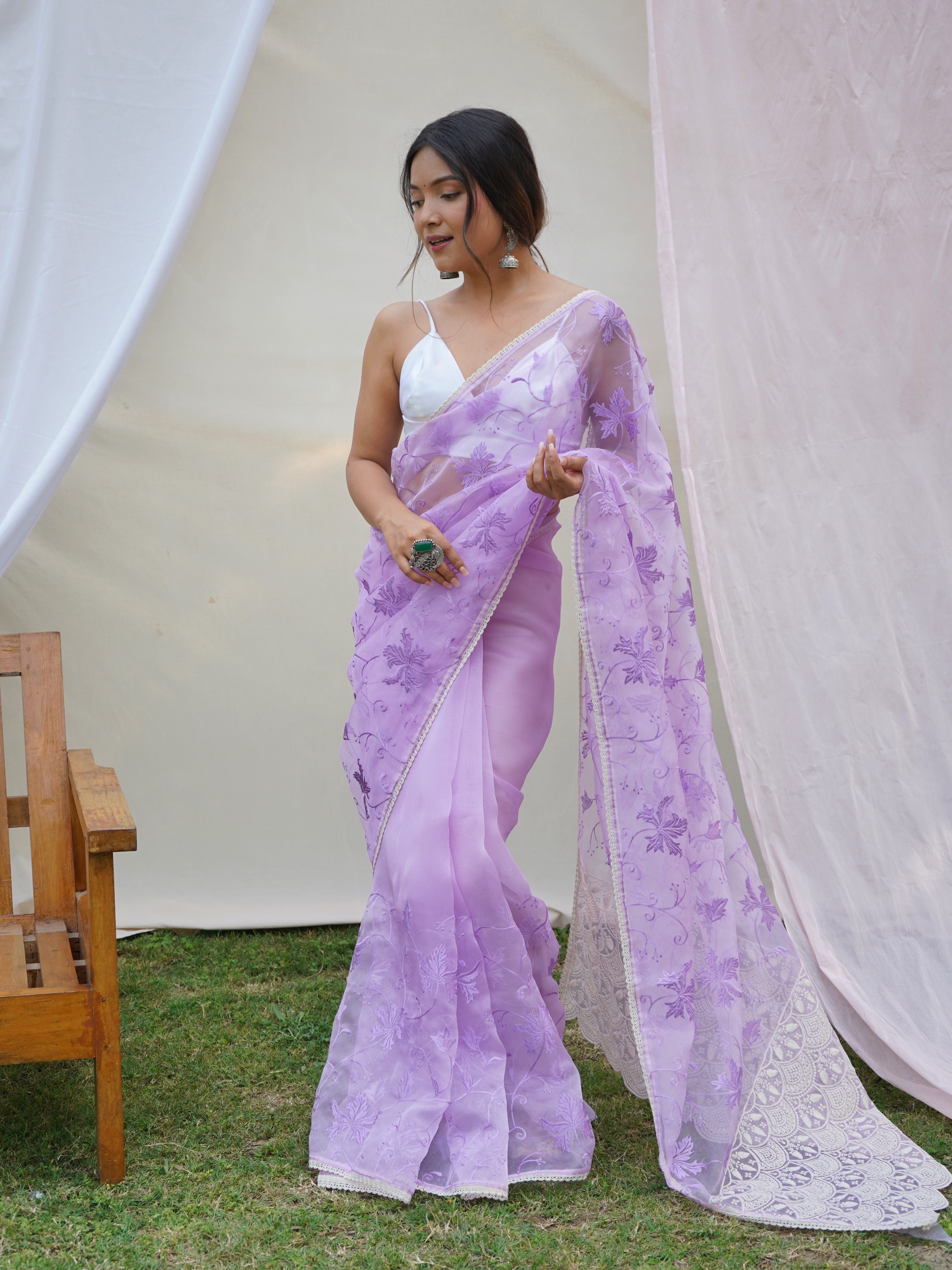 Elegant Light Purple Soft Silk Saree: Perfect for Weddings and Parties