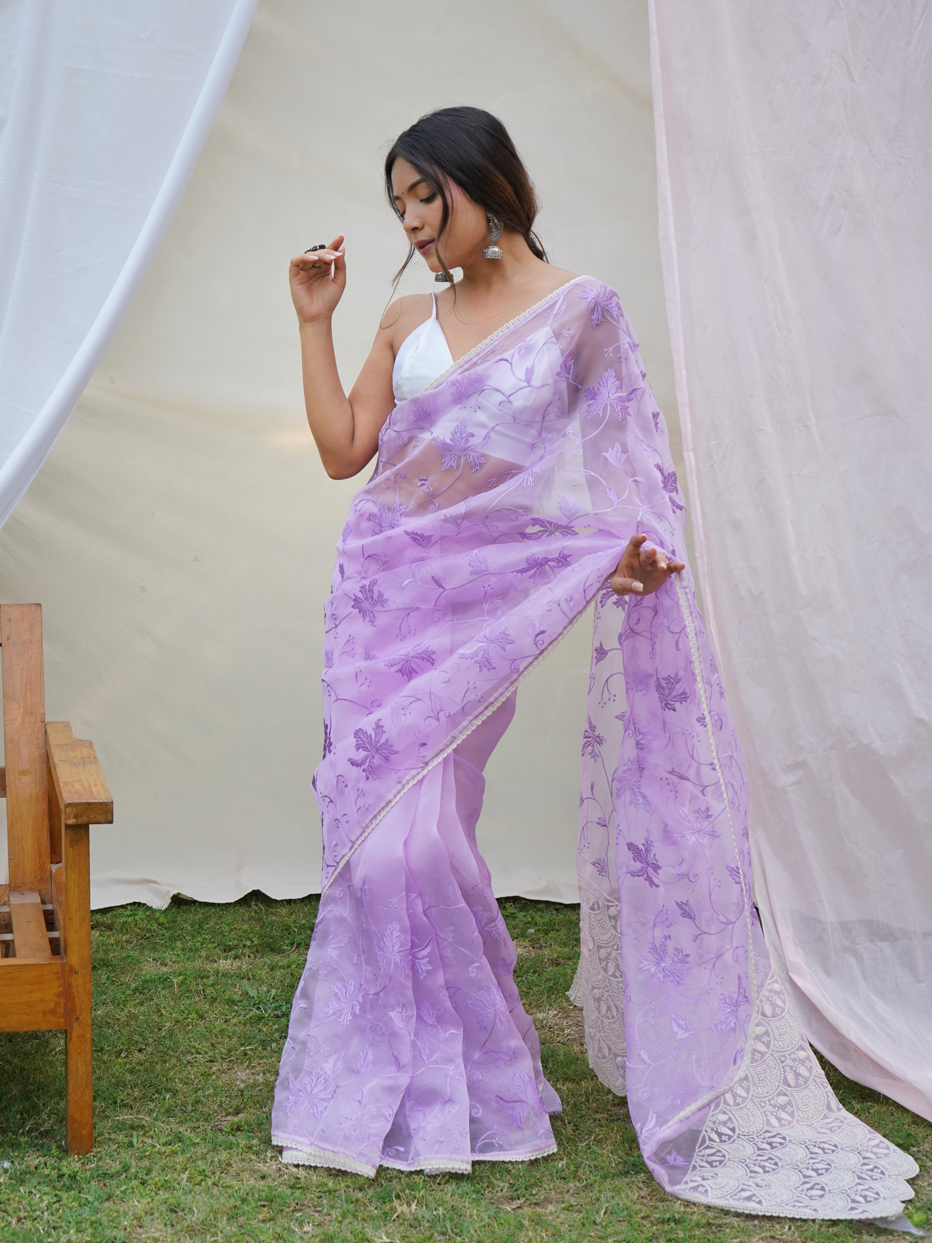 Elegant Light Purple Soft Silk Saree: Perfect for Weddings and Parties