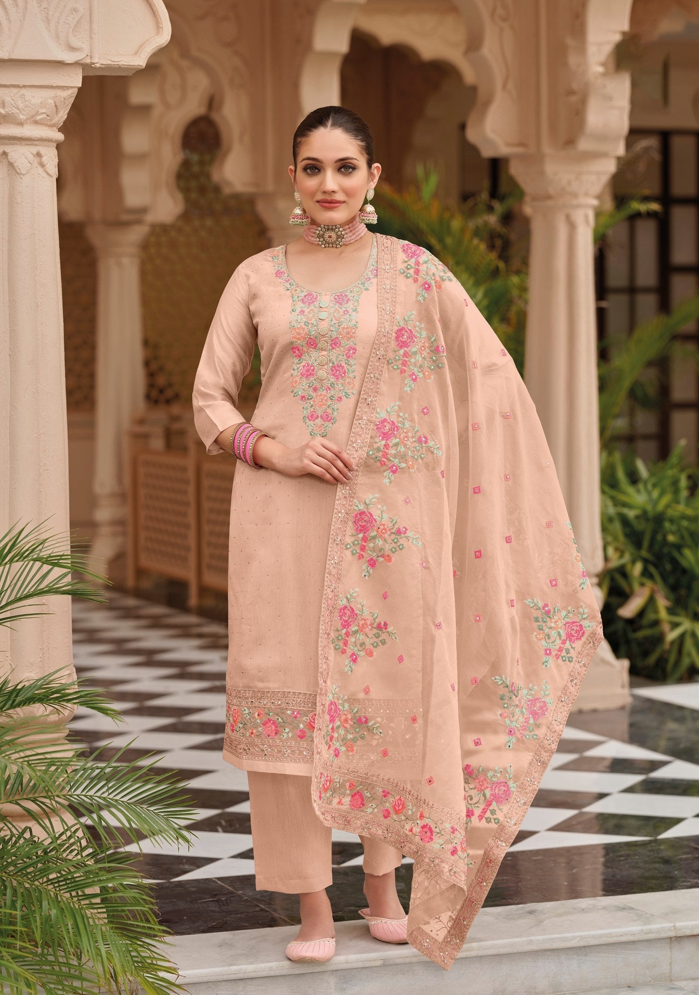 Elegant Cream Maheshwari Silk Salwar Suit with Rich Embroidery for Party & Wedding