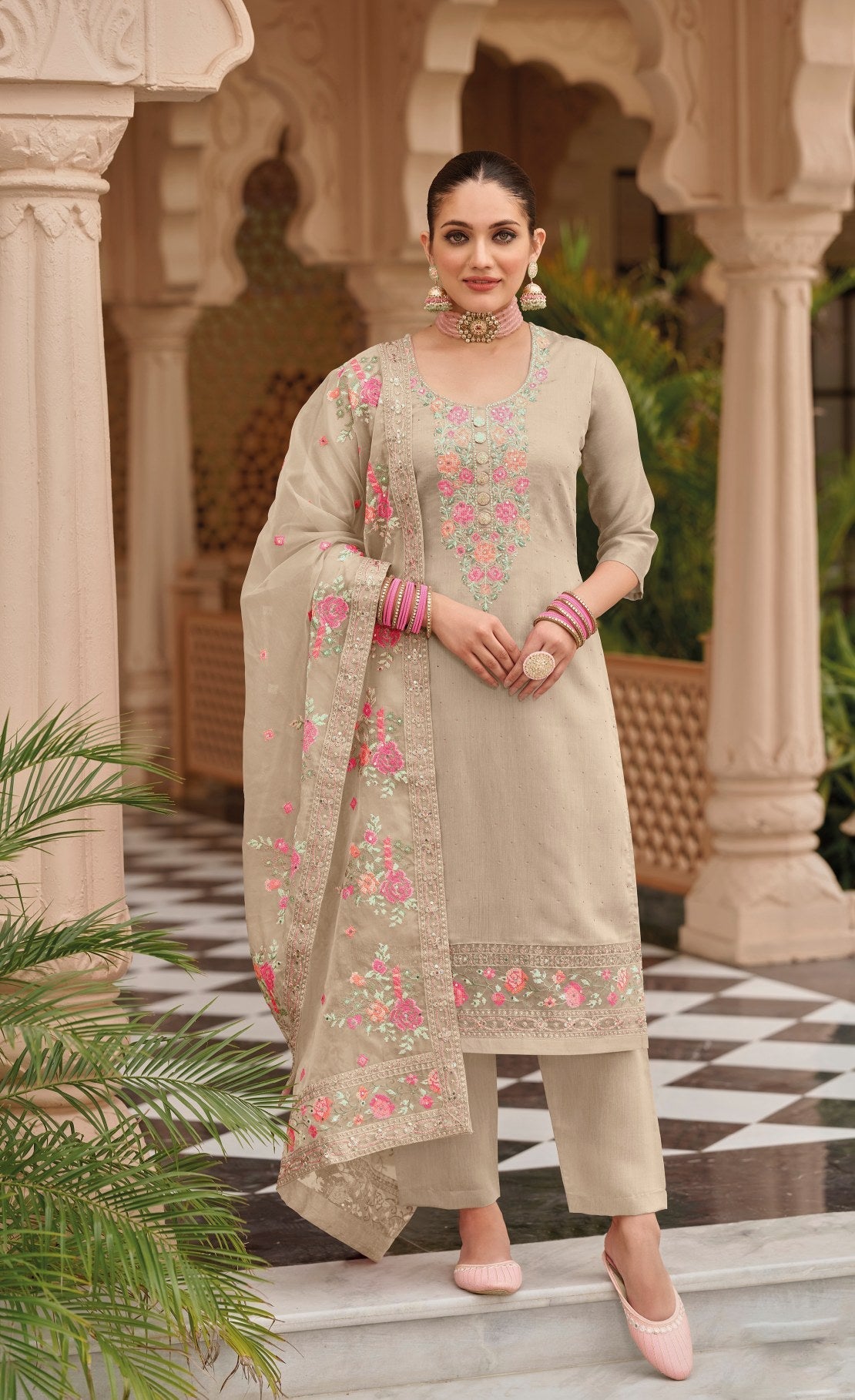 Graceful Grey Maheshwari Silk Salwar Suit: Embroidered Elegance for Parties and Weddings