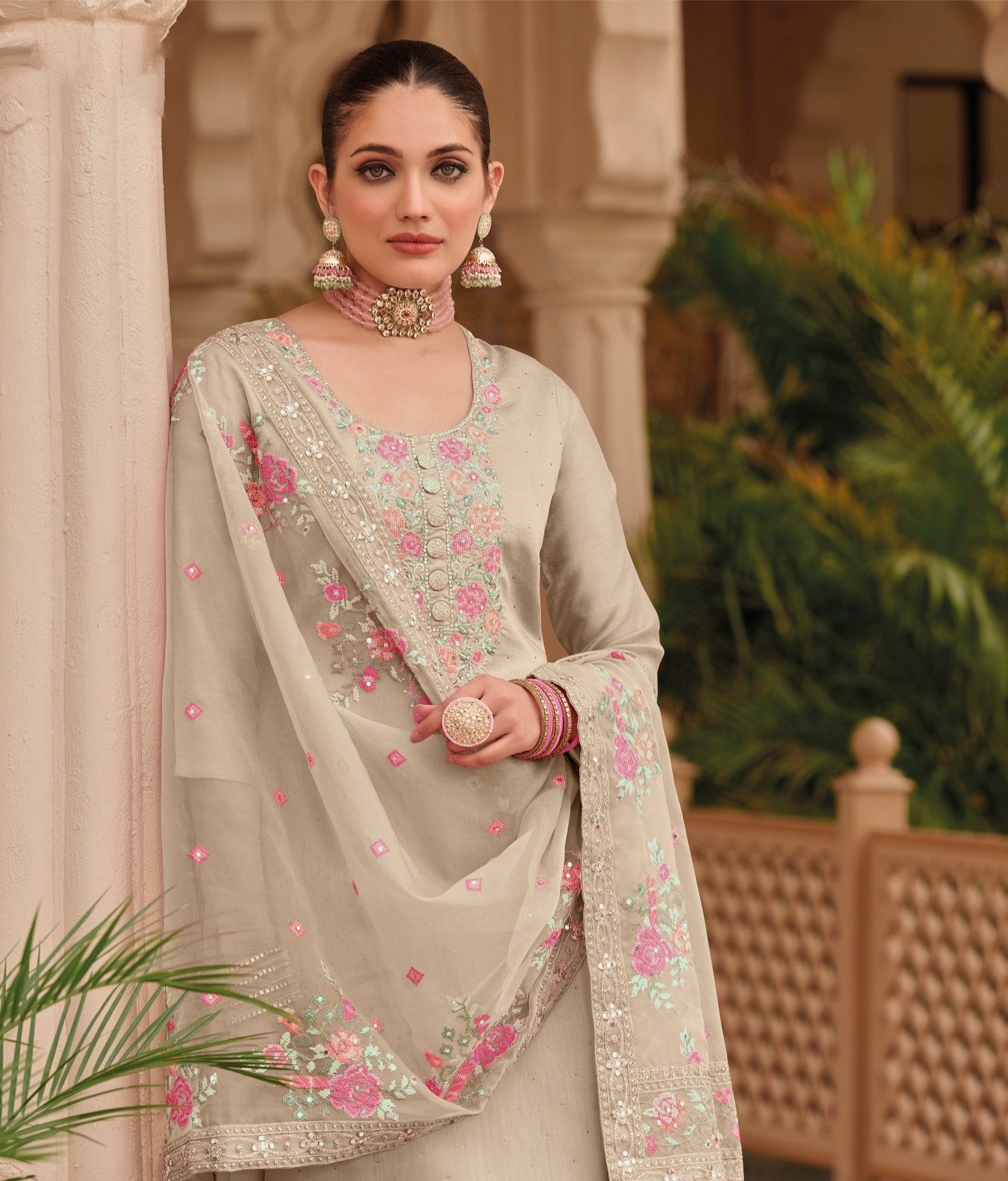 Graceful Grey Maheshwari Silk Salwar Suit: Embroidered Elegance for Parties and Weddings