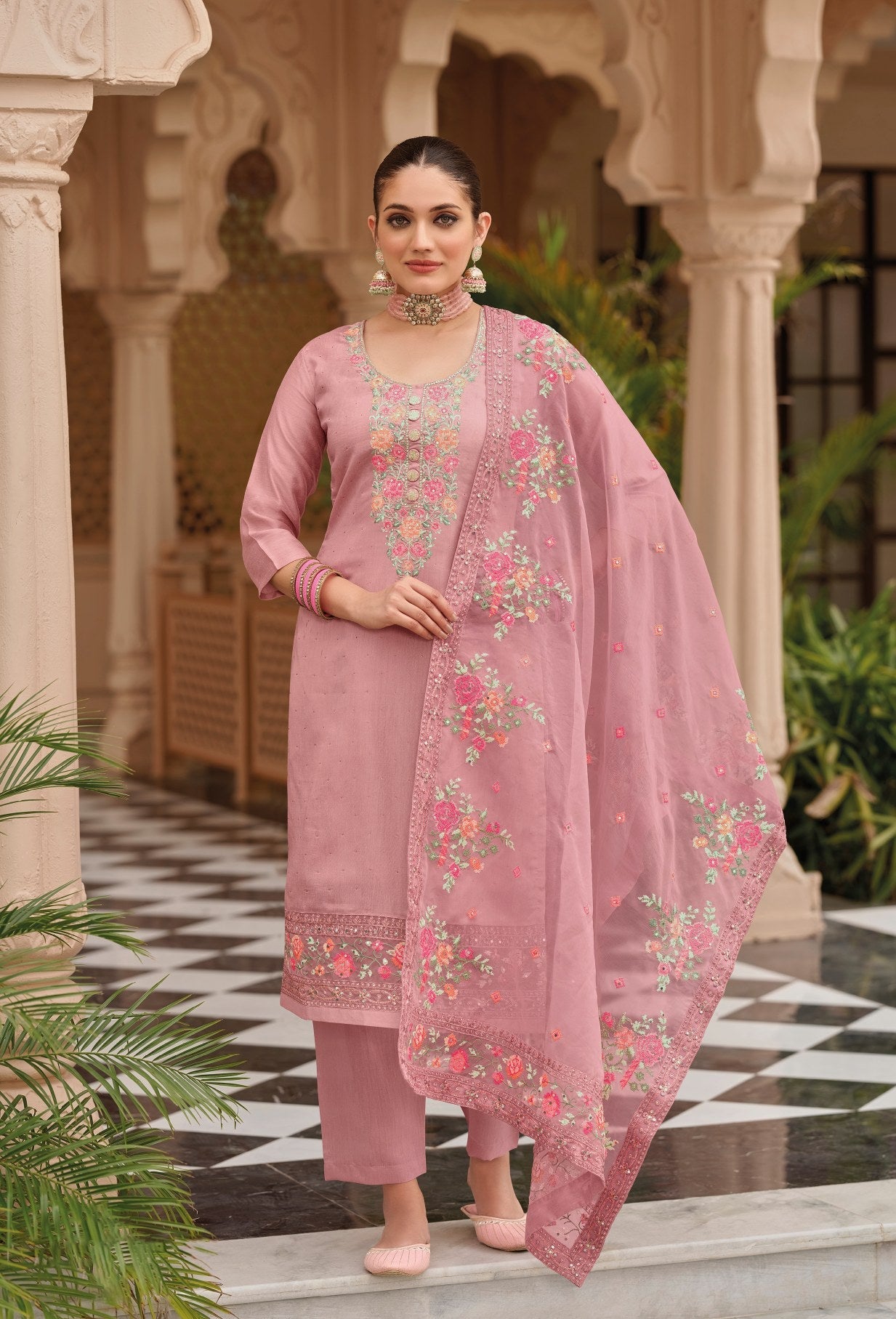 Enchanting Pink Maheshwari Silk Salwar Suit: Embroidered Perfection for Parties and Weddings