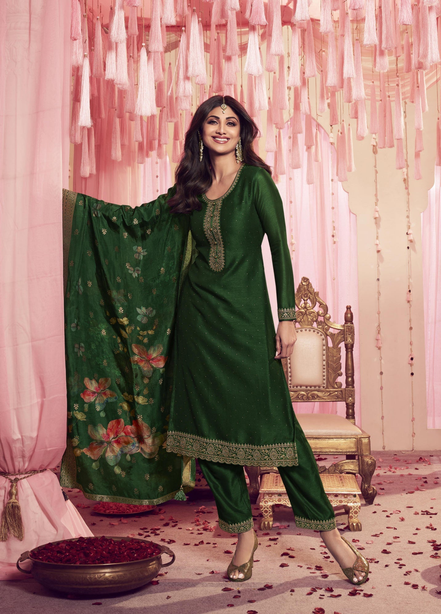 Elegant Green Salwar Suit with Bhagalpuri Georgette Silk & Stunning Embroidery