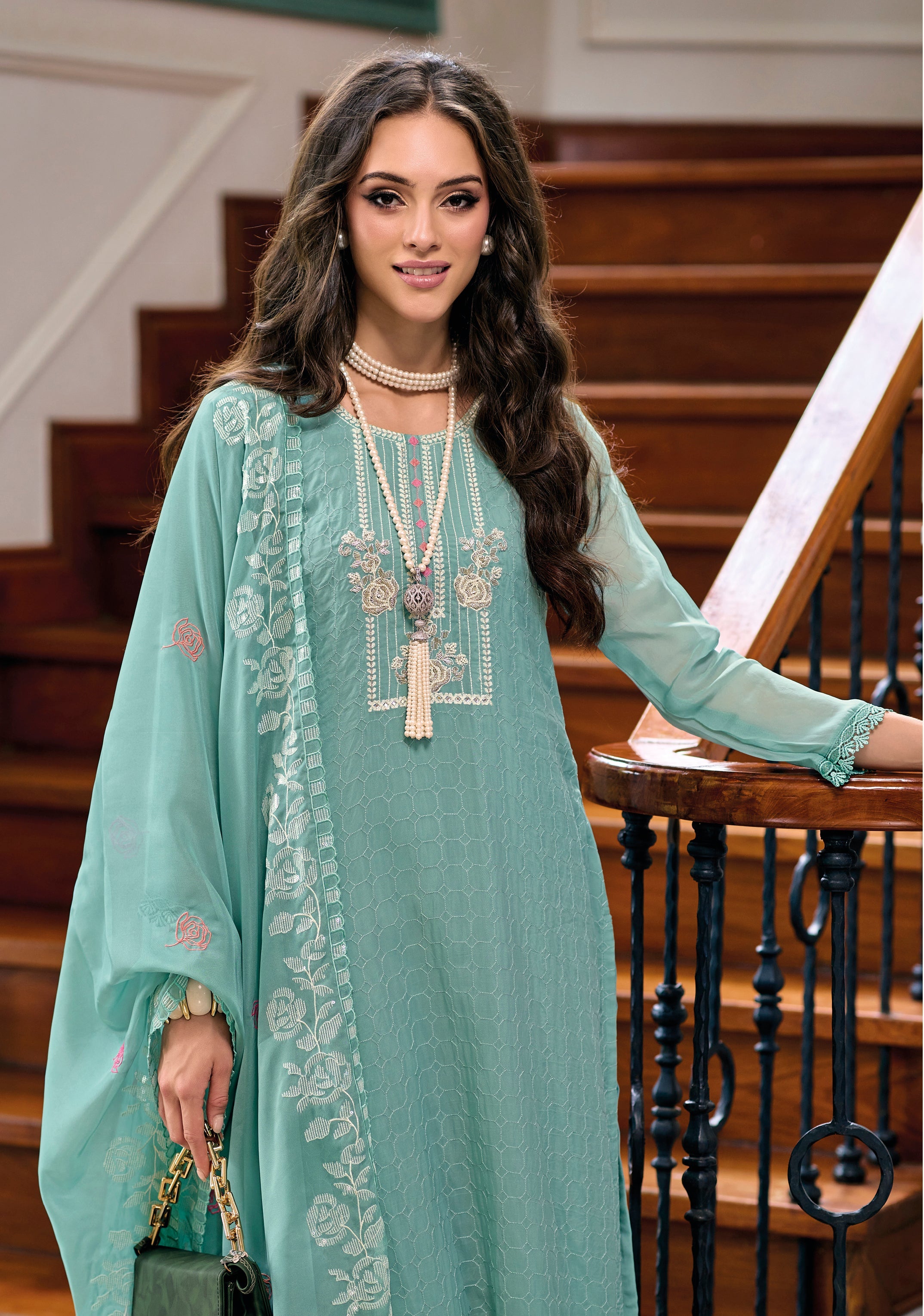 Elegant Green Salwar Suit with Hand-Embroidered Soft Organza Work